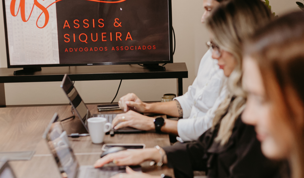 A Contratação de Empresas Estrangeiras sem Funcionamento no Brasil: O Que Muda com a Lei 14.133/2021? 6 Assis e Siqueira Advogados Associados
